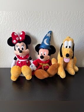 RETIRED Disney Store Exclusive Plush Lot- Minnie & Sorcerer Mickey Mouse + Pluto
